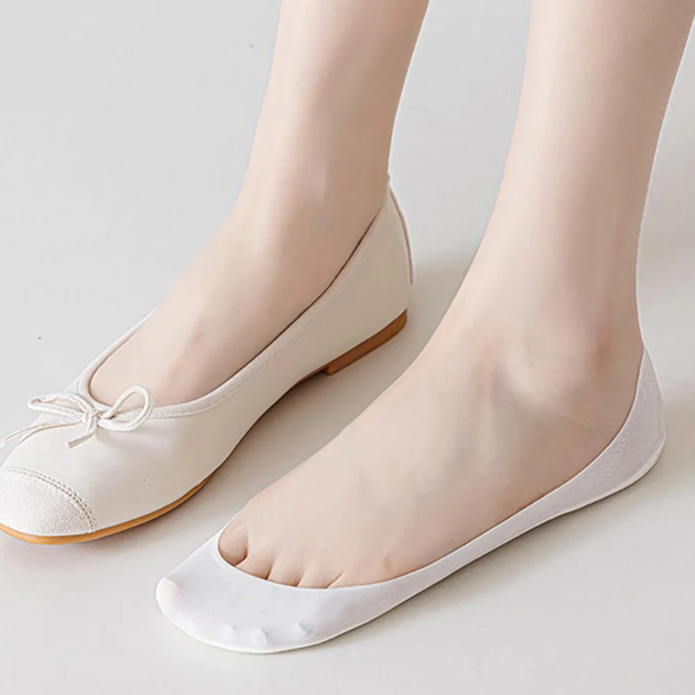 SilkyStep Bow Socks - Image 3