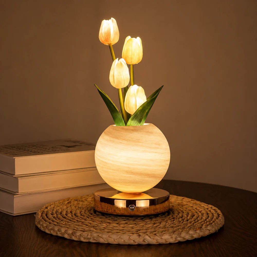 TulipGlow Lamp